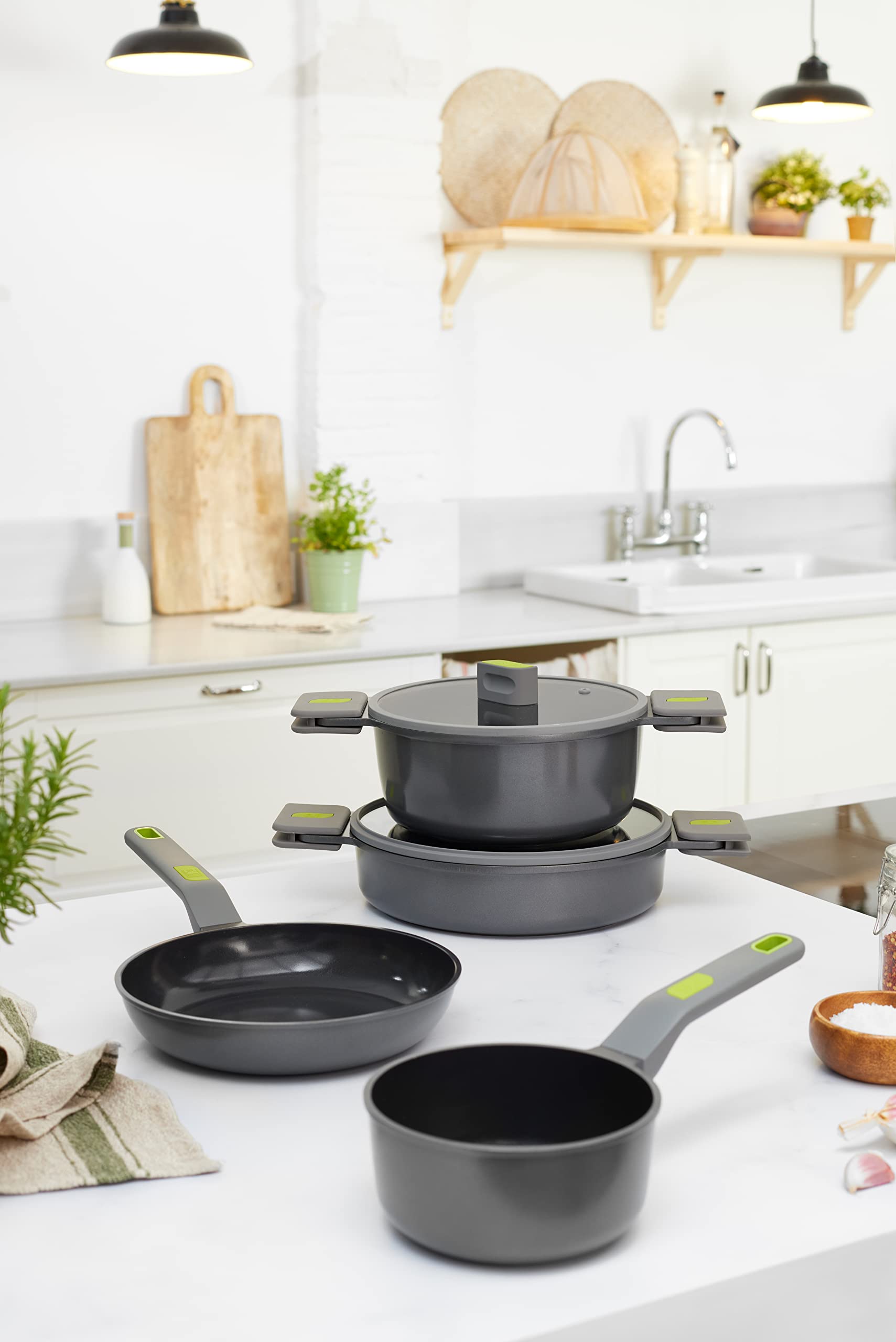 BRA COOKWARE Life Ceramic Nonstick Sauté Pan w/Glass Lid | 12.6 Inch 4.79 Quart Recycled Aluminum Deep Pan | Dual-Handle Braiser | Ceramic Non-Stick Coating | PFOA Free | All Cooktops & Oven Safe