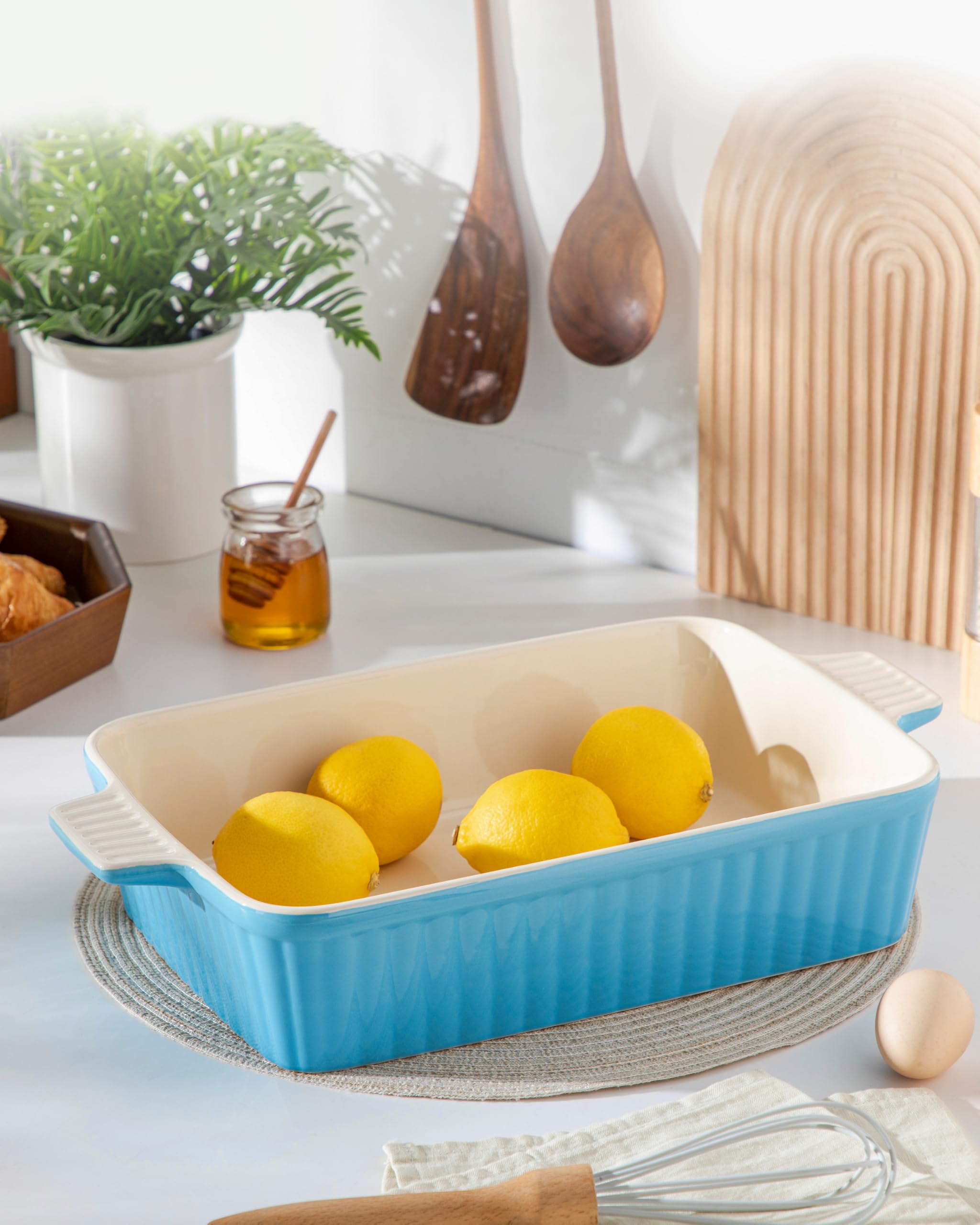 MALACASA 4.4 QT Baking Dish, 9x13 Large Casserole Dish for Oven, Ceramic Baking Pan, Rectangular Lasagna Pan Deep with Handles for Baking, Durable Microwave Oven Safe, Wedding Gift,White, Series BAKE-BAKE
